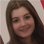 Studentessa di Lingue e letterature straniere impartisce lezioni di inglese, spagnolo e cinese